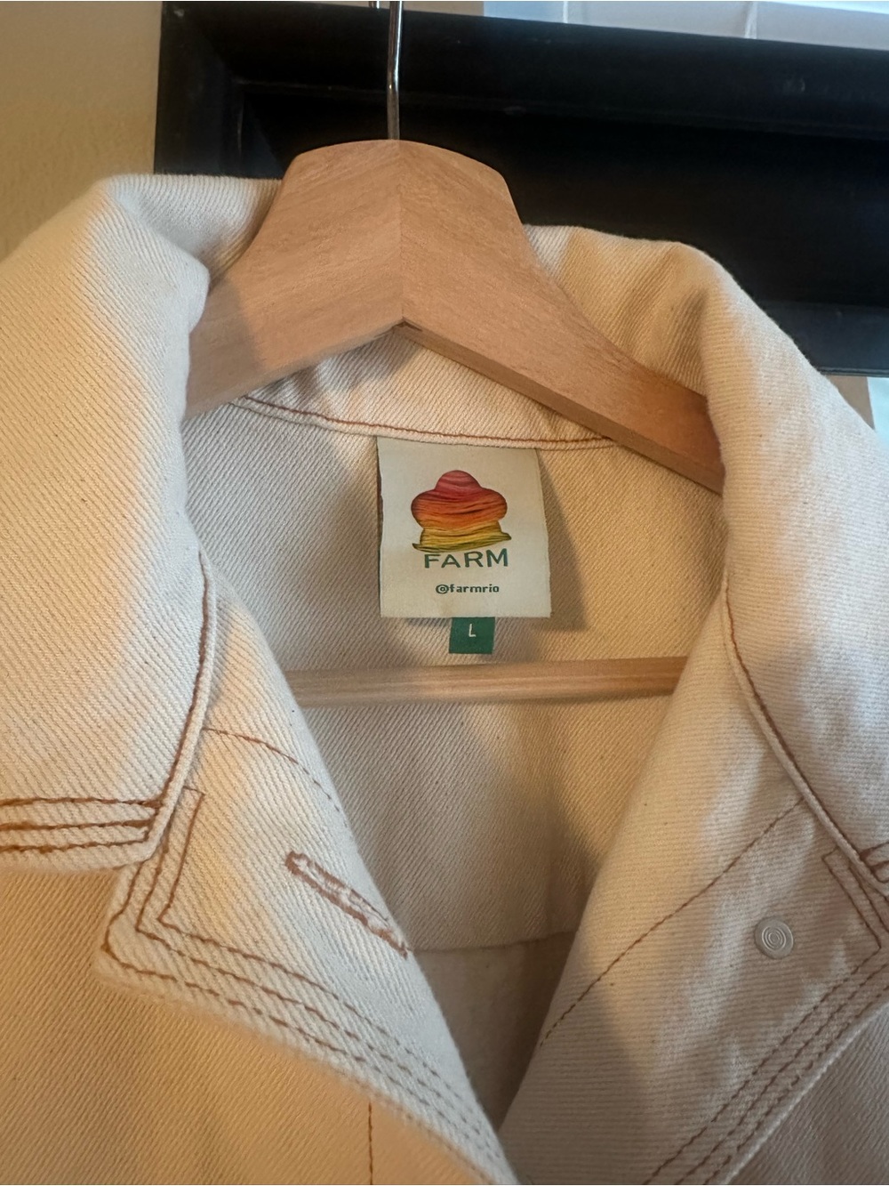 FARM Rio Cream Cropped Jacket with Contrast Stitching - Picture 3 of 4